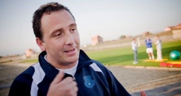 Тренер сборной Косово: 
