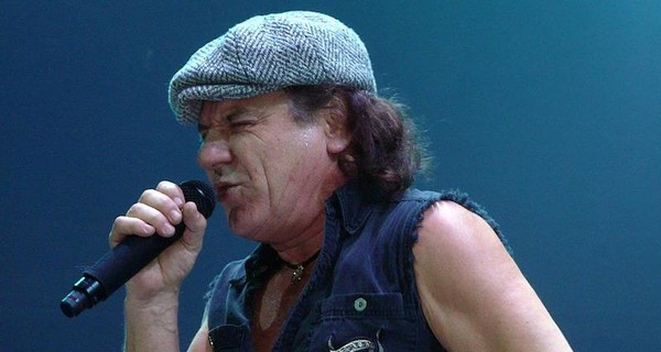 Вокалист AC/DC может вернуться на сцену