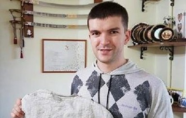 Ярмоленко купил на аукционе жилет паралимпийца Демчука и вернул его владельцу