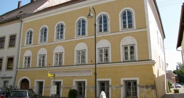 В Австрии снесут дом, в котором родился Адольф Гитлер