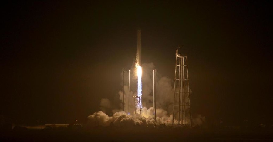 В космос улетела ракета Antares с украинскими двигателями