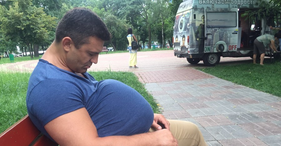 Николаю Тищенко внушили, что он беременный