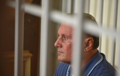 Апелляционный суд оставил Ефремова под арестом