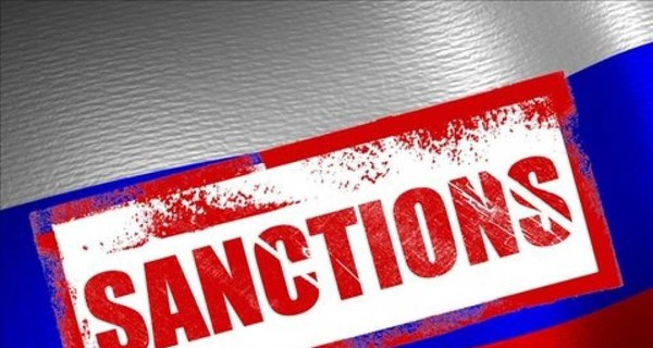 Экономист рассказал, против кого направлен запрет российских платежных систем