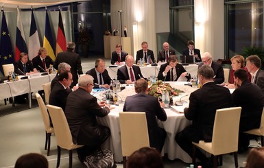 Встреча Порошенко, Меркель, Путина и Олланда затянулась на четыре часа