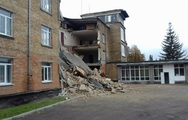 Обрушившуюся в Василькове школу ремонтировать не будут - снесут 