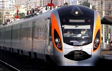 Интерсити запускает дополнительный поезд по маршруту Киев – Львов
