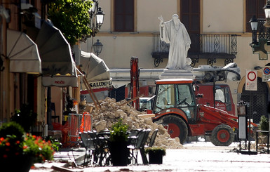 Италию всколыхнули новые землетрясения