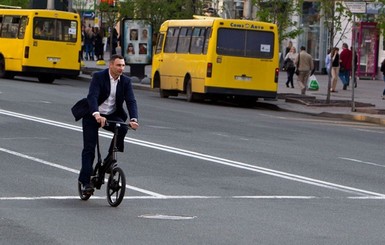 Виталий Кличко задекларировал аж 7 велосипедов
