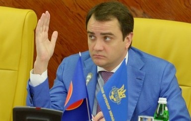 Президент ФФУ Павелко задекларировал 12 часов и миллионы гривен наличными