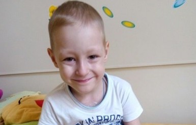 В Запорожье от лейкоза умер мальчик, деньги на лечение которого украли мошенники