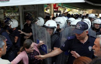 В Турции взорвали полицейский участок, есть погибшие