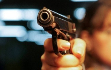 В киевском ресторане ранили двух женщин из огнестрельного оружия