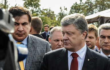 Шесть главных обвинений Саакашвили в адрес Порошенко
