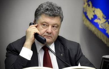 У Порошенко еще не выяснили, кто стоял за шуткой со звонком от президента Киргизии