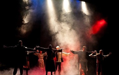 Реклама: На сцене театра Франко покажут спектакль, посвященный памяти жертв Голодомора