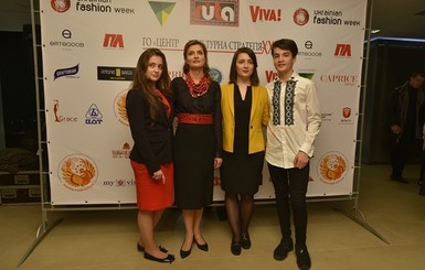 Марина Порошенко намекнула, что ее дети не будут учиться в украинских вузах
