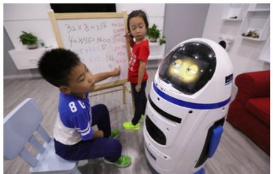 В Китае робот напал на человека