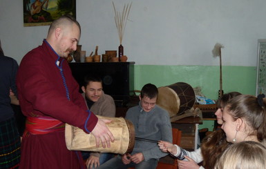 Херсонский мастер воссоздал самый загадочный казацкий инструмент