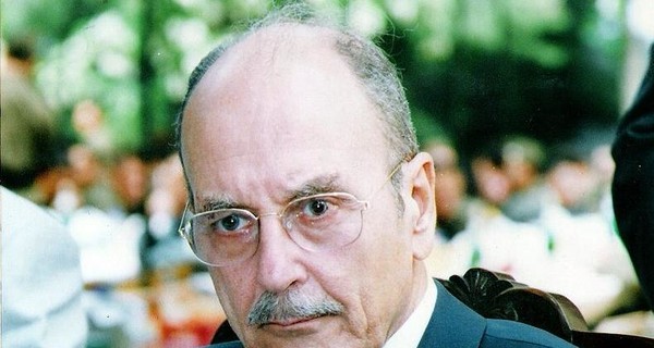 Скончался бывший президент Греции Стефанопулос 