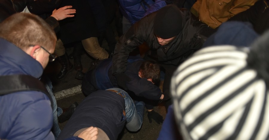 Полиция: во время погромов в Киеве пострадали три человека
