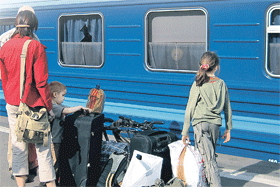 Почему украинцы уезжают в Россию на ПМЖ 