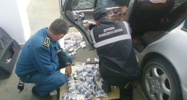 Откровения контрабандиста: умелец спрячет в машине до 1000 пачек сигарет