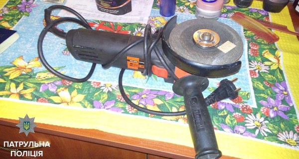 Запорожец с ножом напал на газовщиков, ставивших в подъезде счетчик