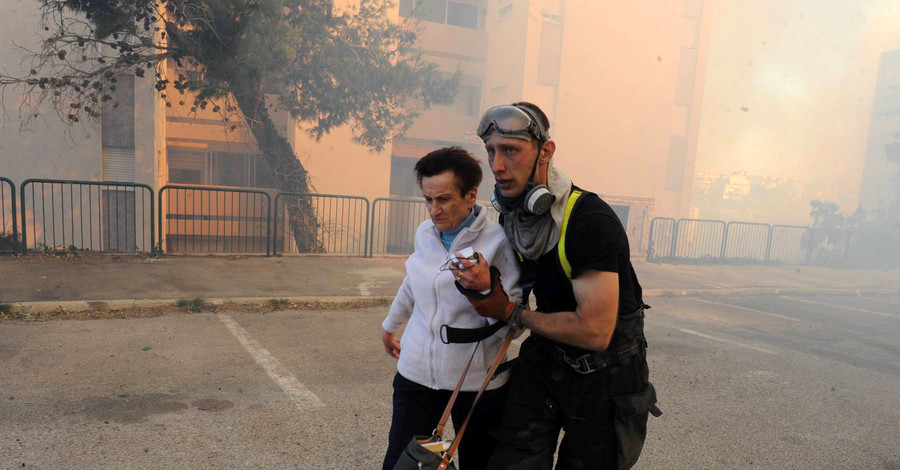 Горящий Израиль спасает пожарная авиация десяти стран мира