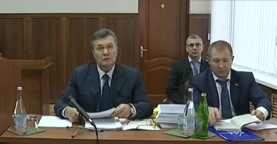 Допрос Януковича: видео-трансляция