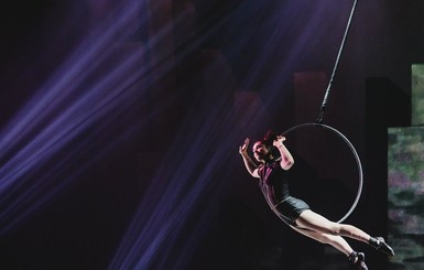 Очевидцы падения гимнастки Cirque du Soleil: 