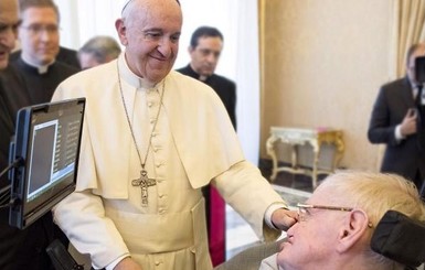 Папа римский благословил Стивена Хокинга