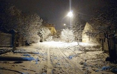 Сегодня днем, 2 декабря, на Украину обрушится сильный мокрый снег