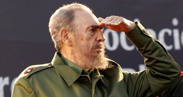 В честь Фиделя Кастро не будут называть улицы и ставить памятники
