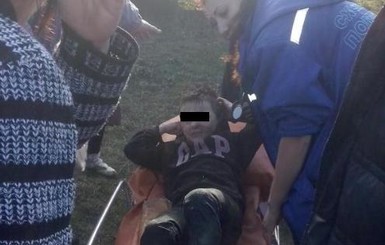 В Херсонской области мальчик упал в 50-метровый колодец и выжил