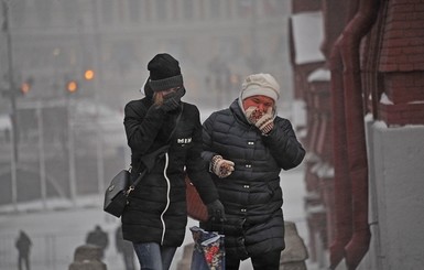 Сегодня днем, 13 декабря, местами  в Украине похолодает до 13 мороза