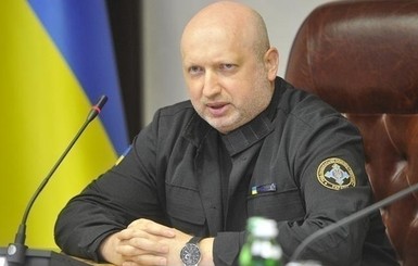 Турчинов выступил за блокаду Донбасса