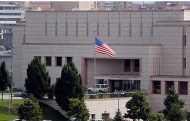 США закрыли свое посольство в Анкаре после убийства посла РФ