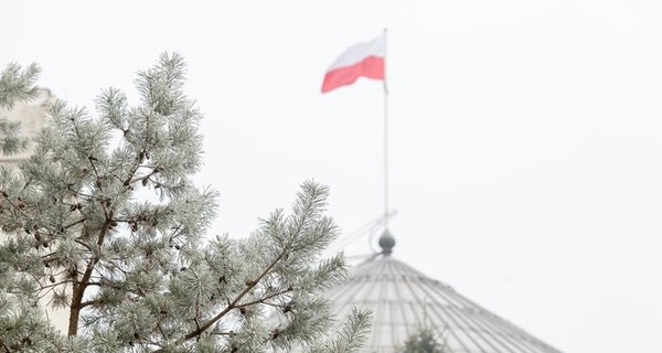 Сейм Польши снял ограничения на доступ журналистам в парламент 