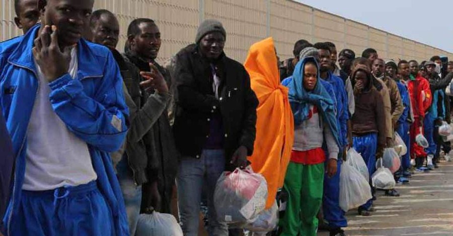 У берегов Италии затонули семеро мигрантов