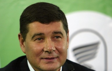 Онищенко заявил, что готов продать компромат на Порошенко