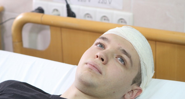 В Краматорске полицейского чуть не убили топором 