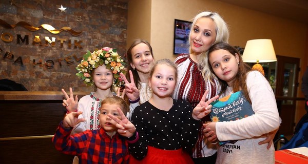 Евгения Власова использовала собственную дочь в победе на конкурсе