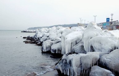 У побережья Болгарии впервые за полвека замерзло Черное море 