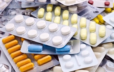 СМИ: цены на некоторые лекарства в Украине завышены в 14 раз