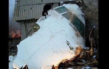 Жертвами авиакатастрофы в Кыргызстане стали более 20 человек