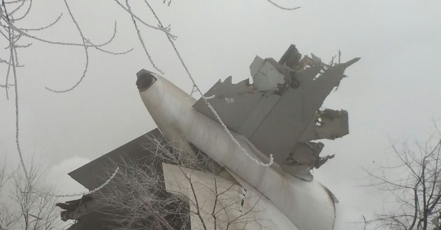 Подробности авиакатастрофы в Кыргызстане: более 30 погибших, 17 домов разрушено 