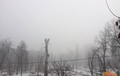 Киевская СЭС разрешила детям идти в школу несмотря на смог