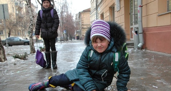 В Одесской области из-за гололеда продлили каникулы