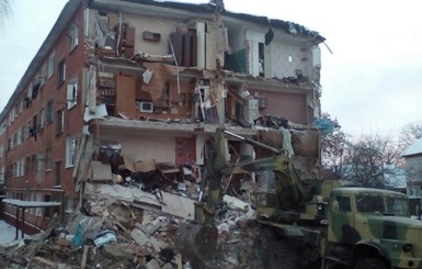 Жители рухнувшего общежития в Чернигове: 